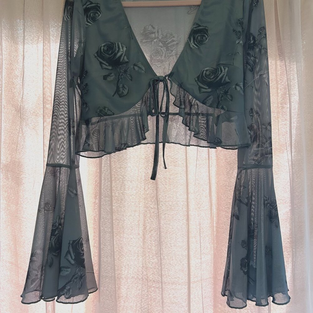 DeLiAs - LG - tie top